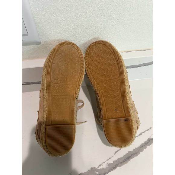 Marc Fisher Suede Star Sneakers Size 6.5M Women's size 8 - Picture 4 of 7